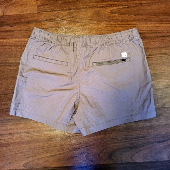 NWT Vuori Ripstop Short in Hazel Size Large - Picture 7 of 9